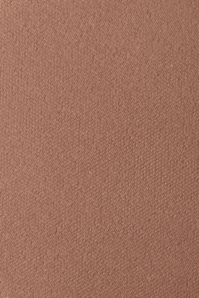 IMMERSIVE BRONZER 04 Dark Cool Brown Matte Finish - Imagen 3